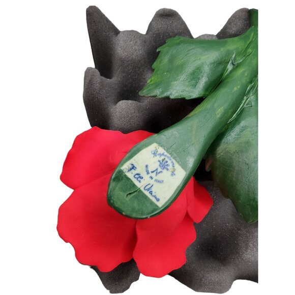 vintage capodimonte crown porcelain handmade by f.ee.viano. red rose by f.ee.via - Picture 2 of 4